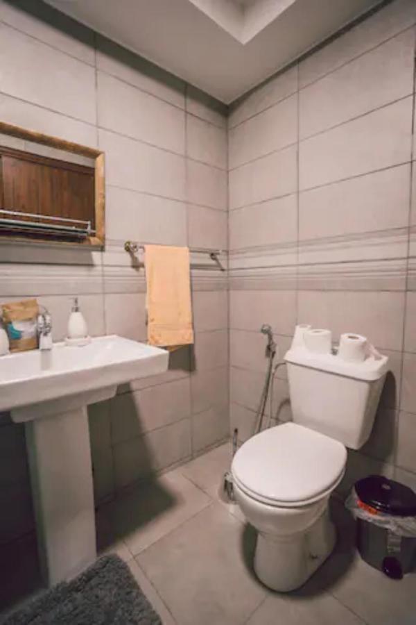 Karrain Villa-The Apartment Мадаба Екстериор снимка