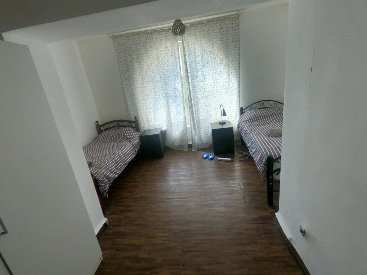 Karrain Villa-The Apartment Мадаба Екстериор снимка